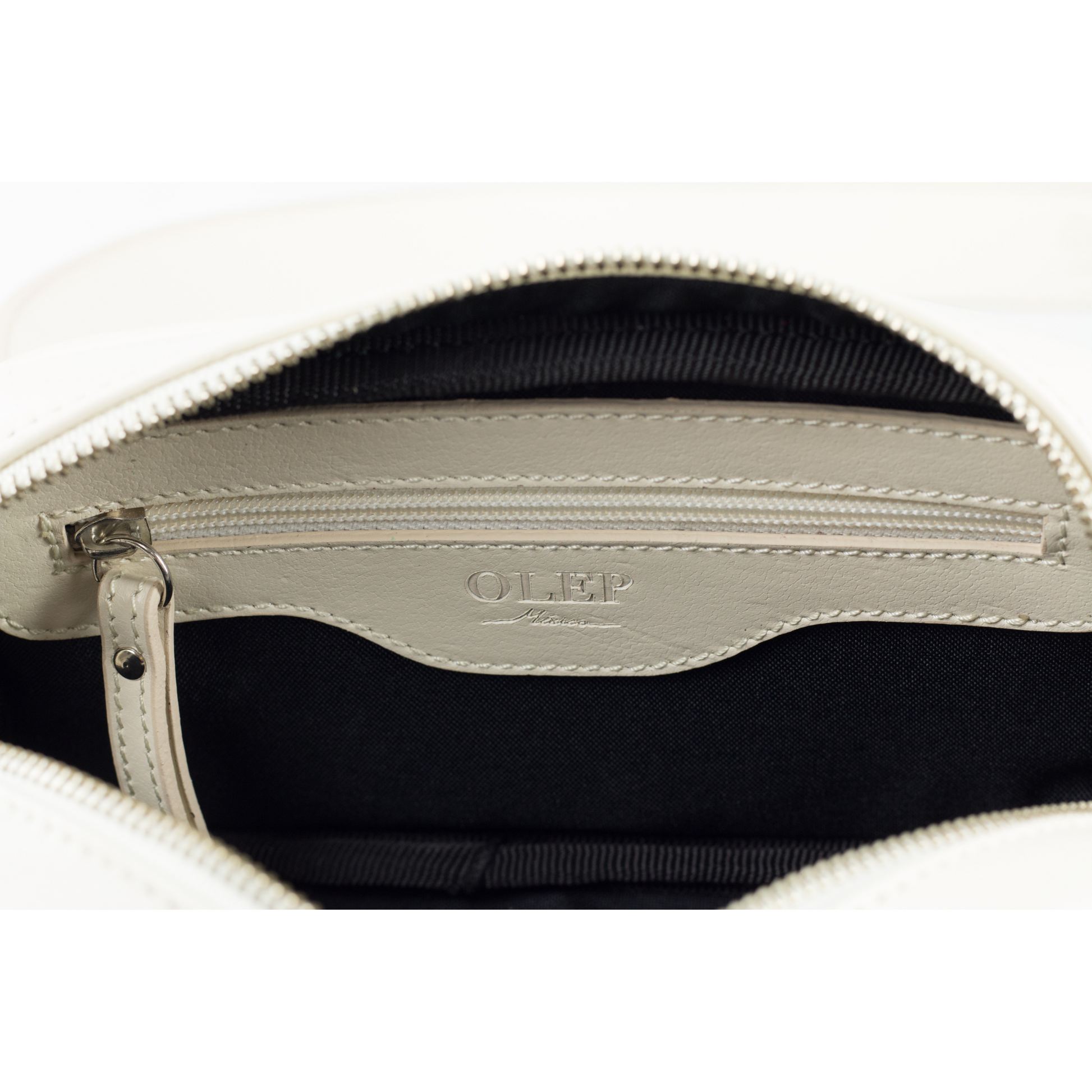 Lyra fanny pack