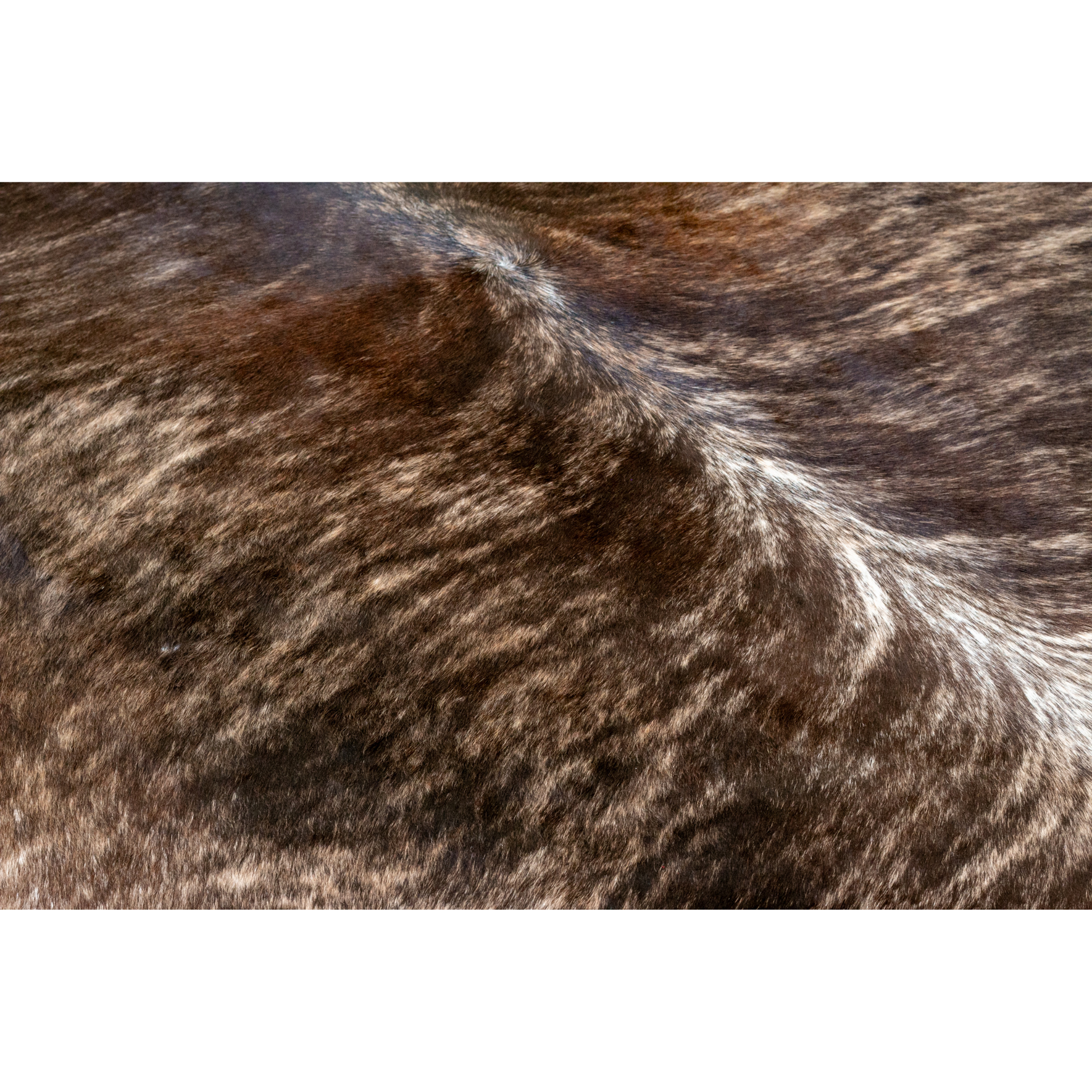 Tapete cuero de pelo atigrado café